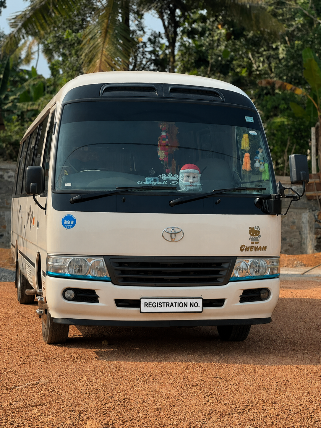 Toyota bus